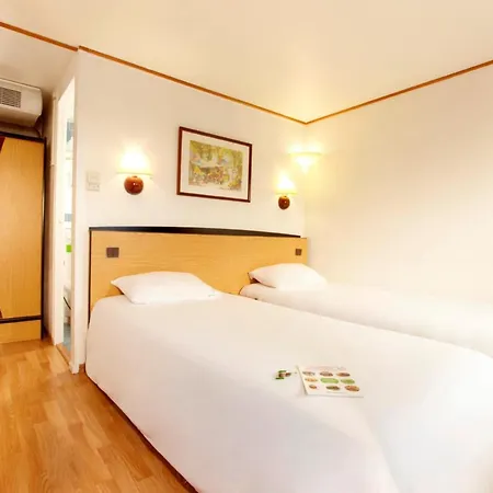 Hotel Campanile Bordeaux Ouest - 3*