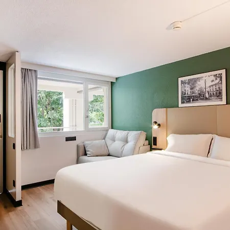 Campanile Nature - Bordeaux Ouest Hotell