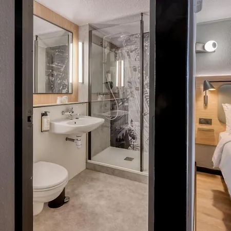 Hotell Campanile Nature - Bordeaux Ouest