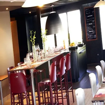 Hotell Campanile Nature - Bordeaux Ouest