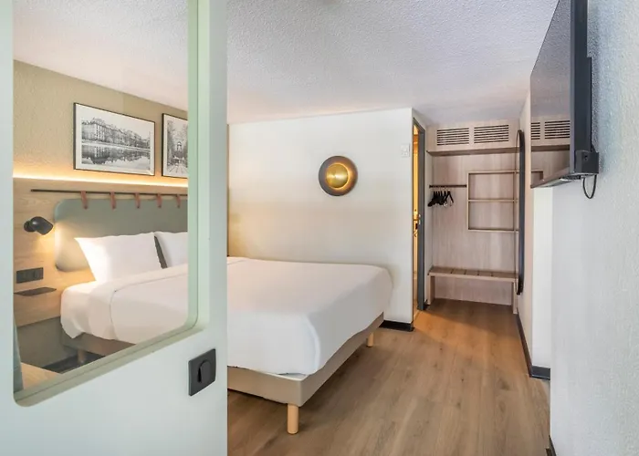 Campanile Bordeaux Ouest - Hotel