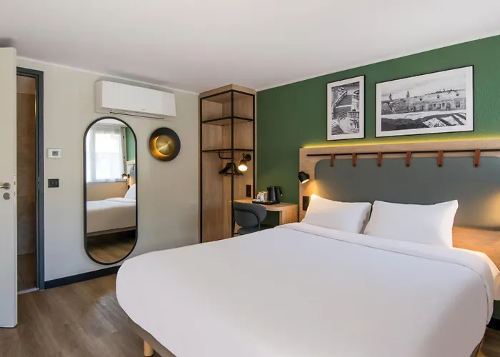 Campanile Bordeaux Ouest - Hotel