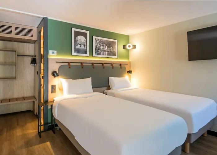 Hotel Campanile Bordeaux Ouest - 3*